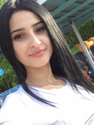 Полина